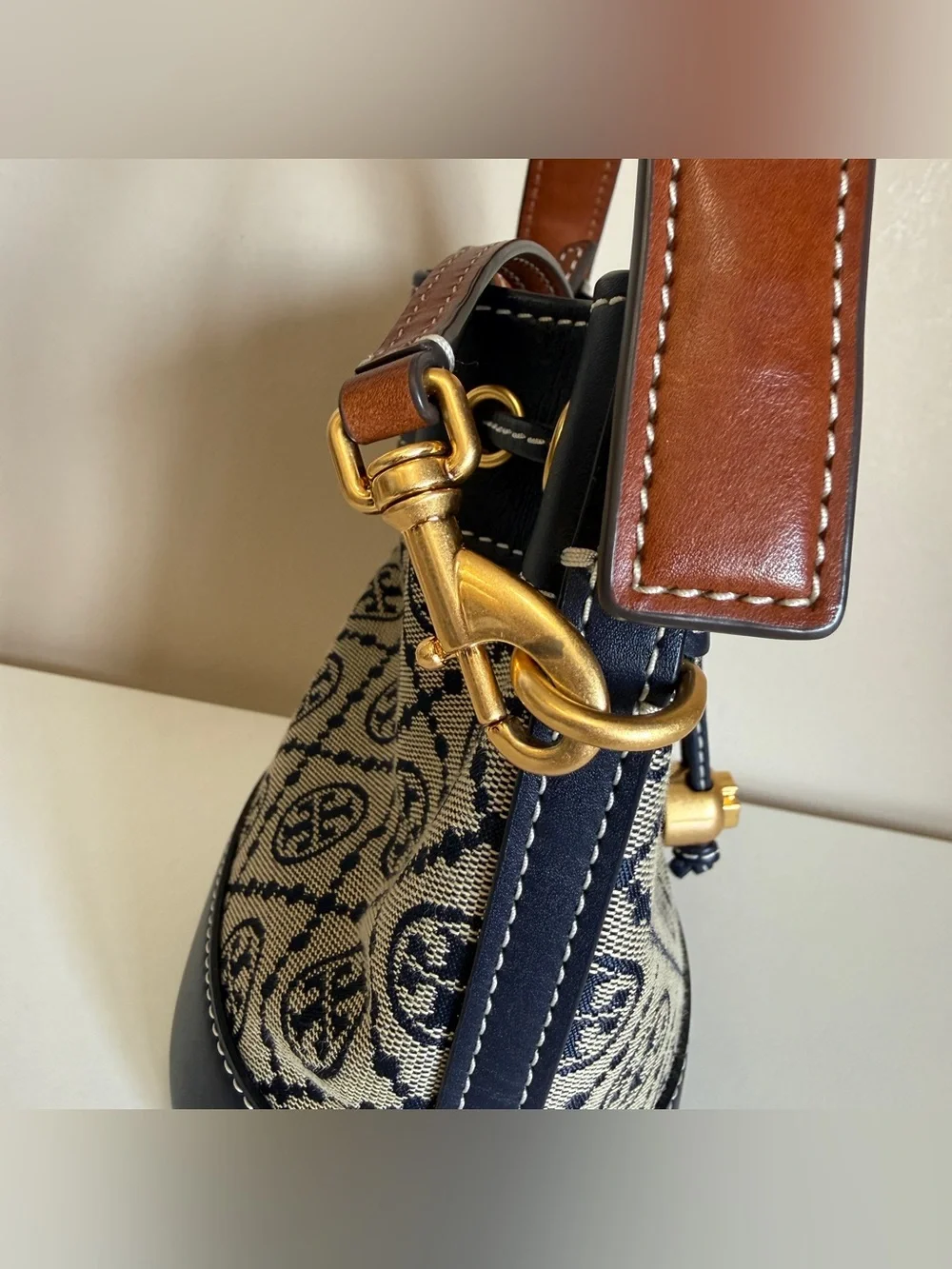 Tory Burch mini Bucket Bag-used